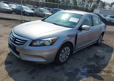 2012 Honda Accord 2.4 Lx z USA, uszkodzony, nr VIN 1HGCP2F38CA013990